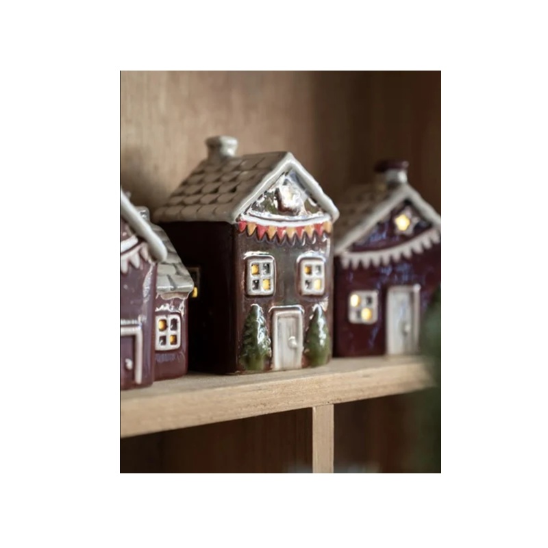 Pepparkakshus med LED-belysning