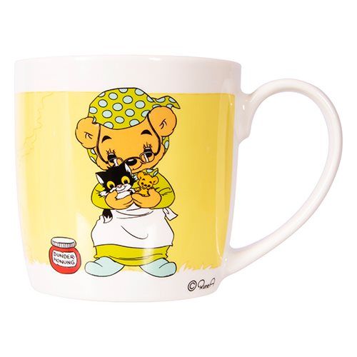 Mugg Farmor steker pannkakor