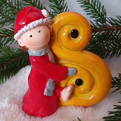 Barfota nisse med lussekatt