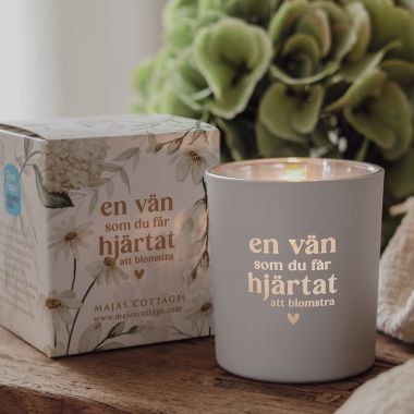 <span class="jp_product_title">Majas lykta En vän som du får hjärtat att blomstra</span>